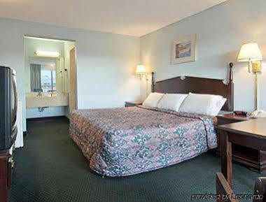 Meridian Inn Hotel Екстер'єр фото